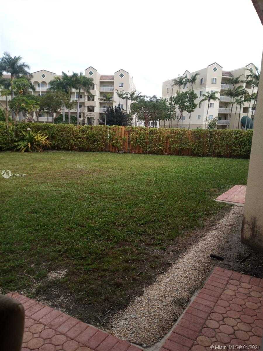 Small Image of 5877 NORTH WEST 108TH PL, Doral Number 13