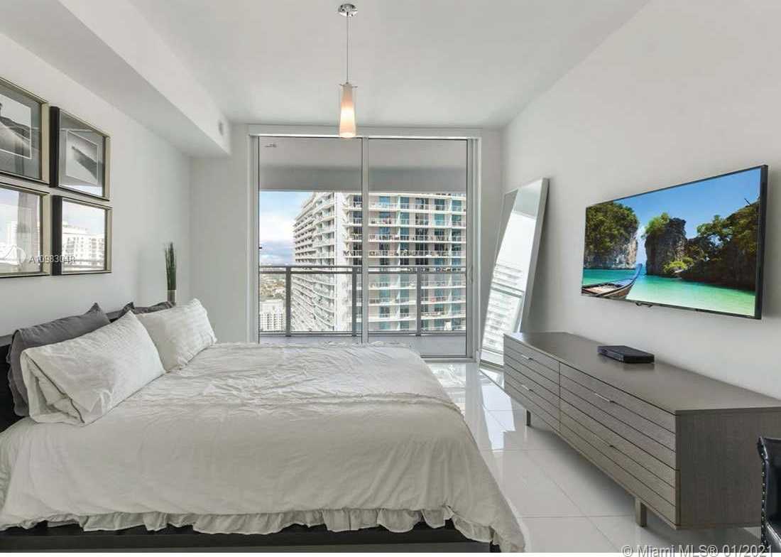 Small Image of 1080 BRICKELL AVE #3109, Miami Number 5