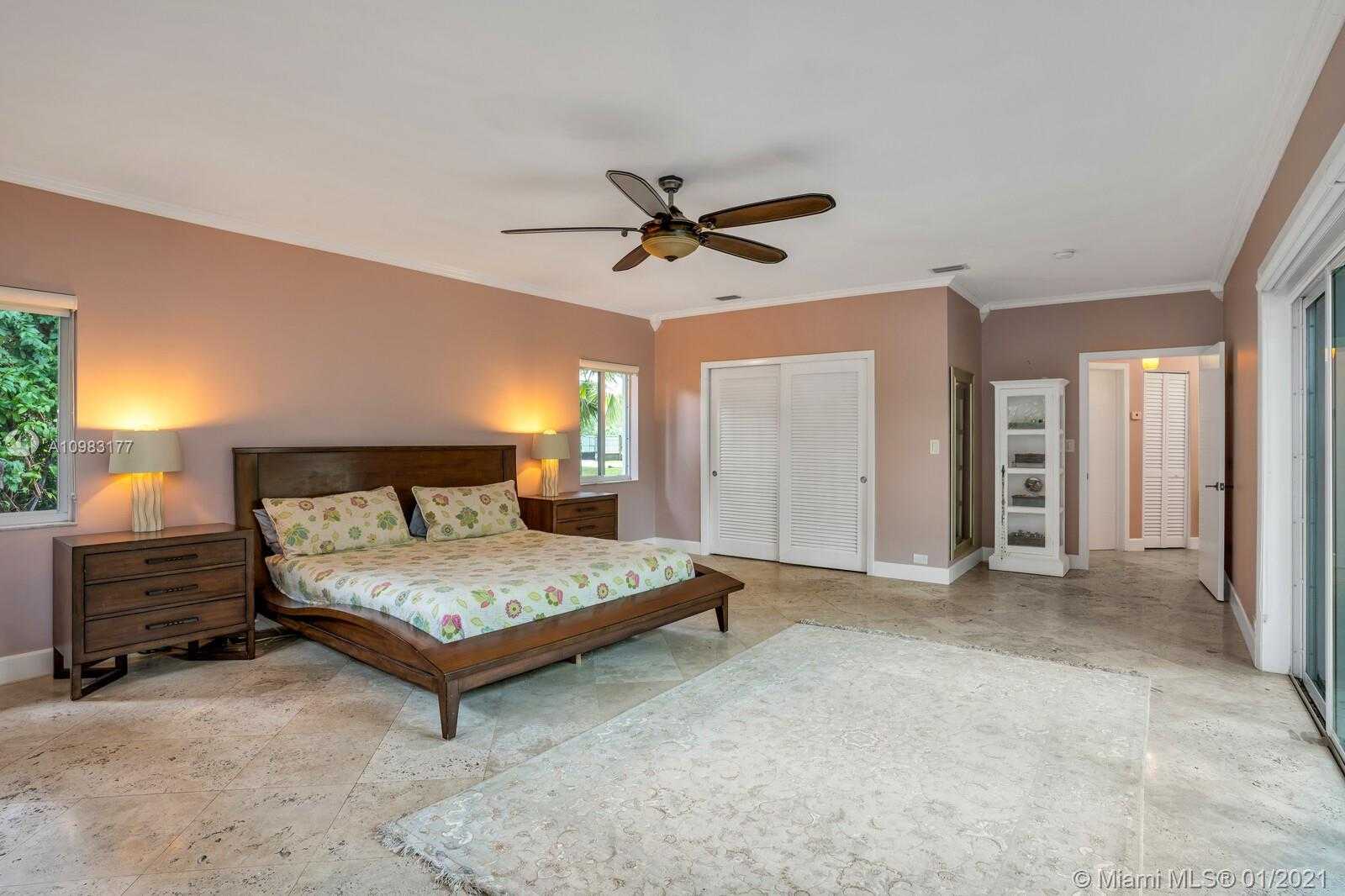 Small Image of 7405 SOUTH WEST 79TH CT, Miami Number 11