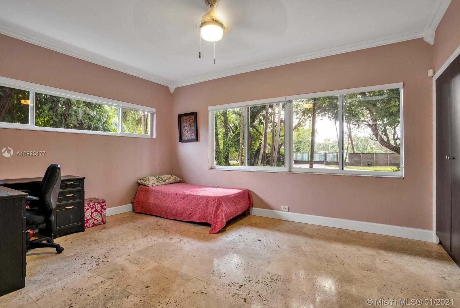 Small Image of 7405 SOUTH WEST 79TH CT, Miami Number 15