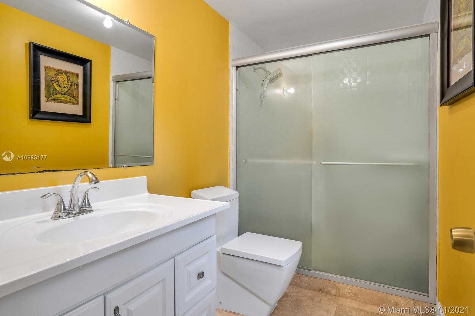 Small Image of 7405 SOUTH WEST 79TH CT, Miami Number 23