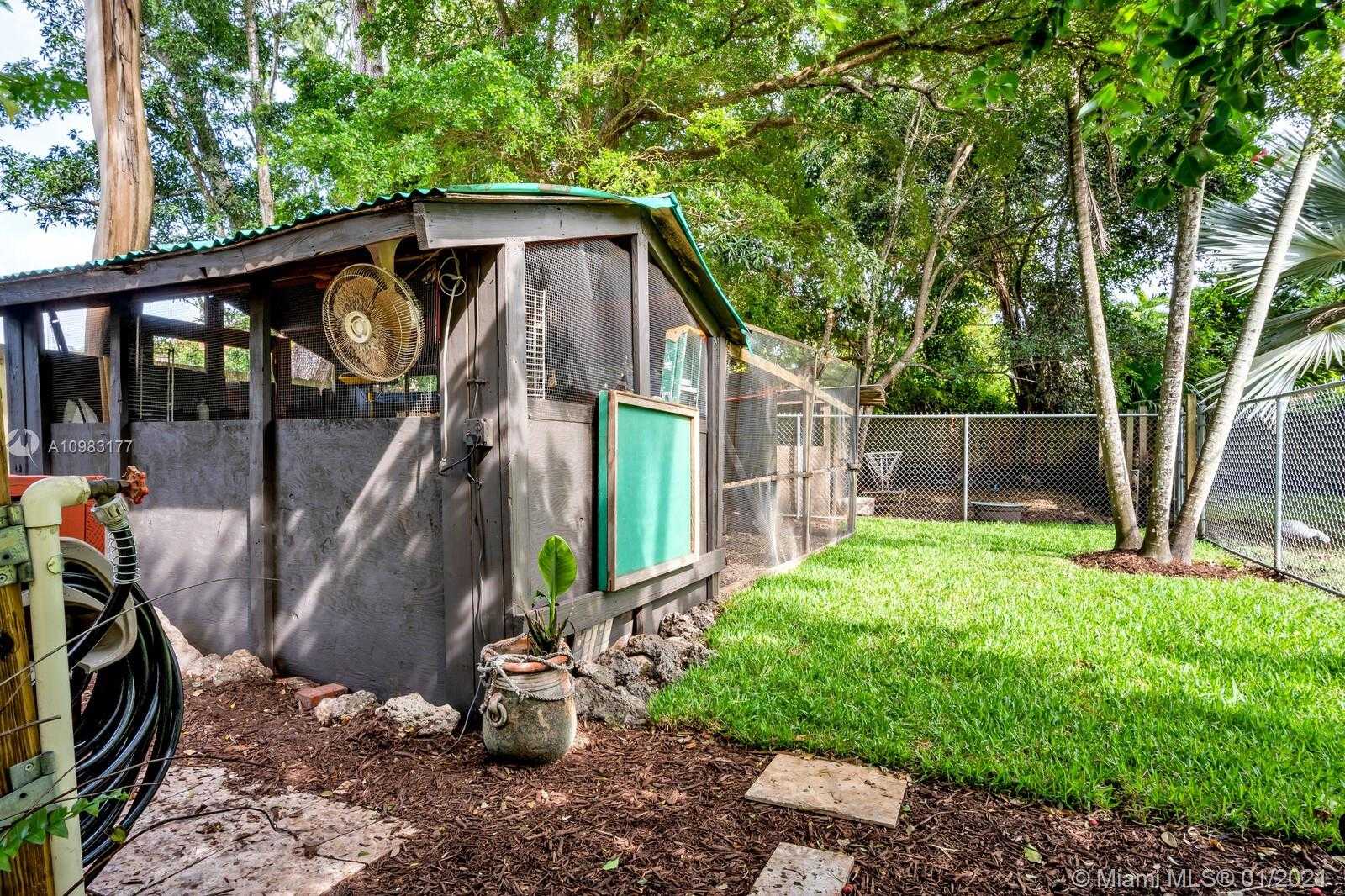Small Image of 7405 SOUTH WEST 79TH CT, Miami Number 29