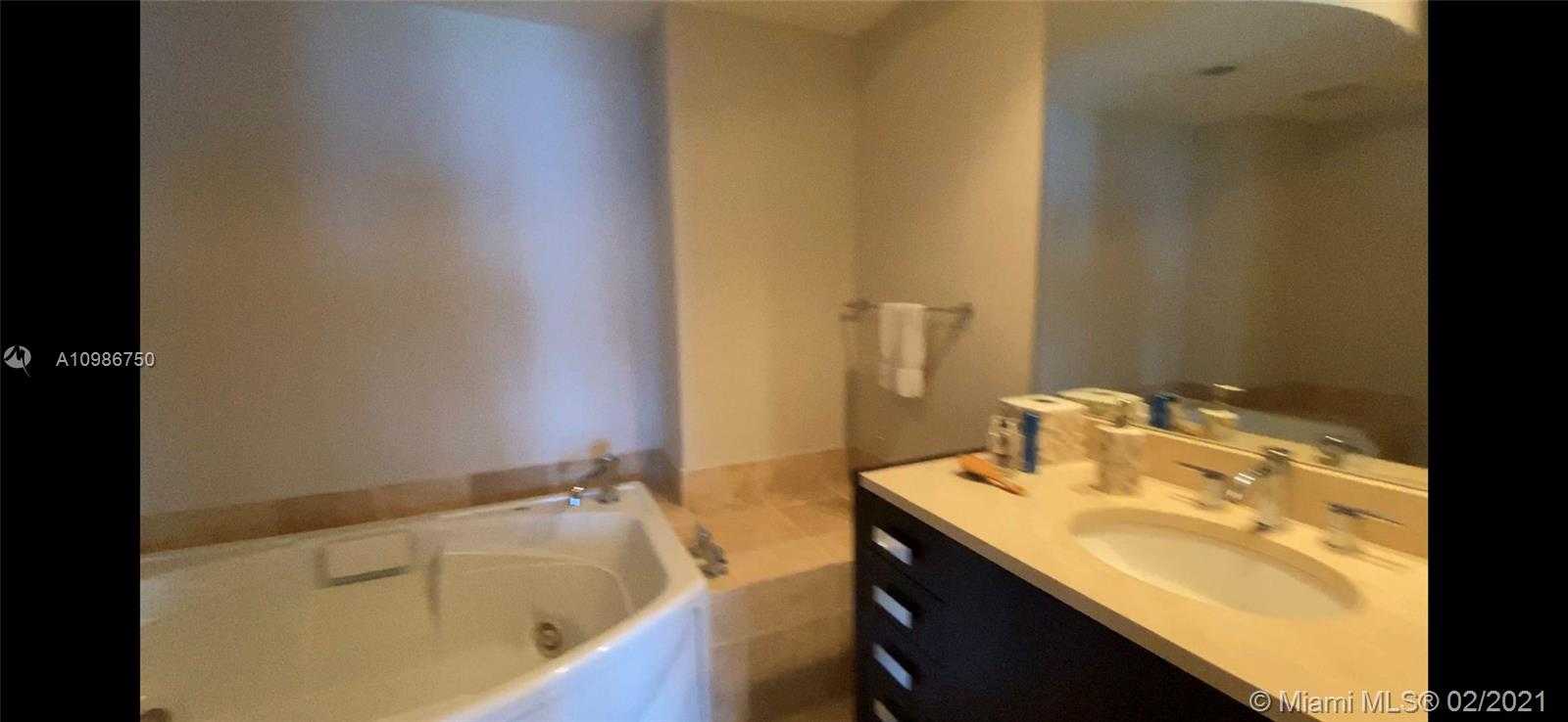 Small Image of 18201 COLLINS AVE #5202, Sunny Isles Beach Number 9