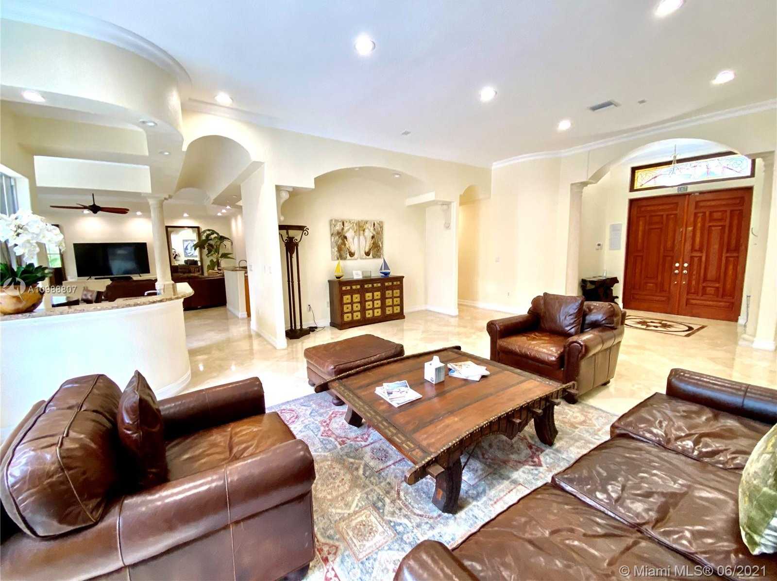 Small Image of 950 WASHINGTON ST, Hollywood Number 10