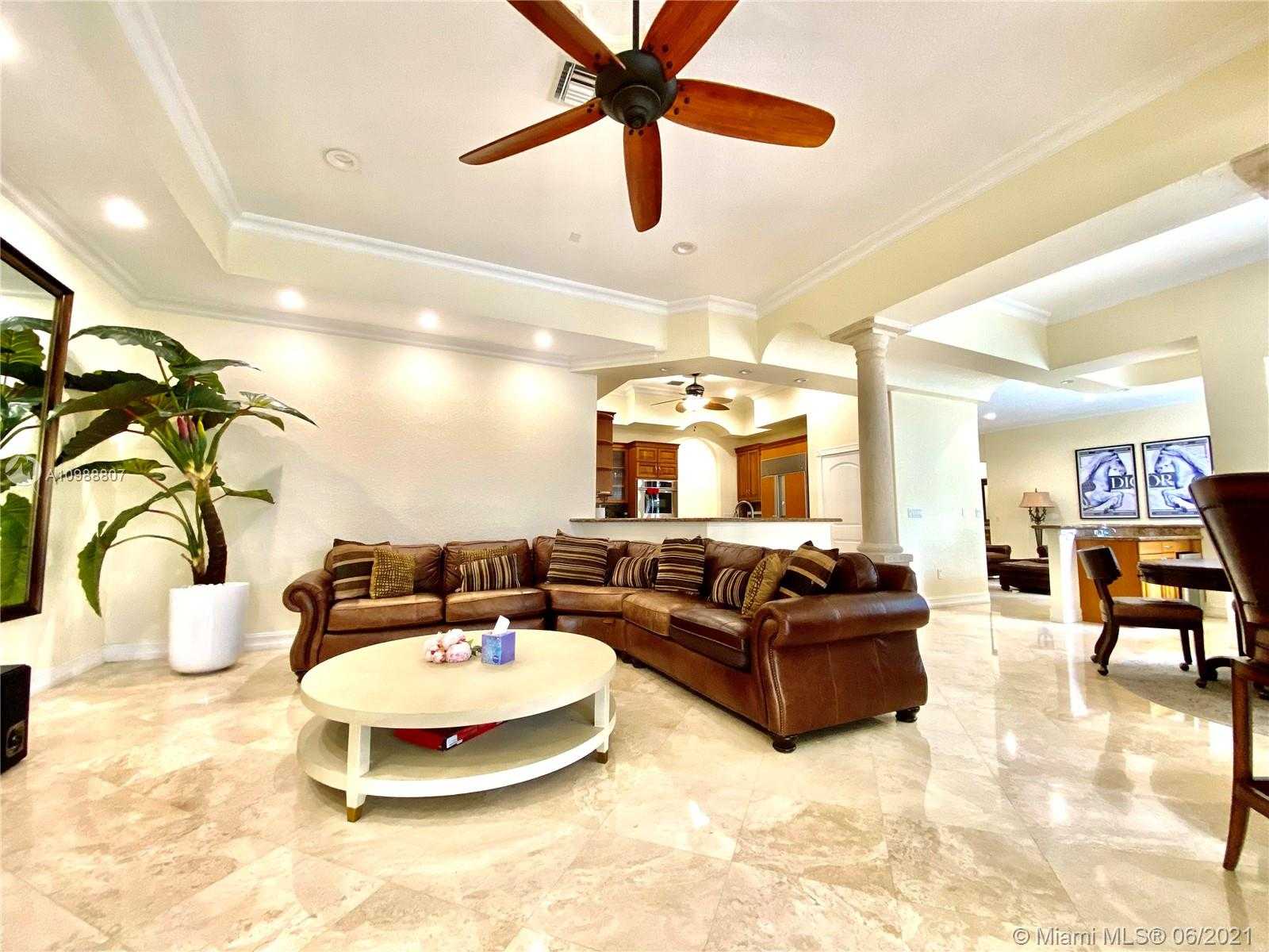 Small Image of 950 WASHINGTON ST, Hollywood Number 13