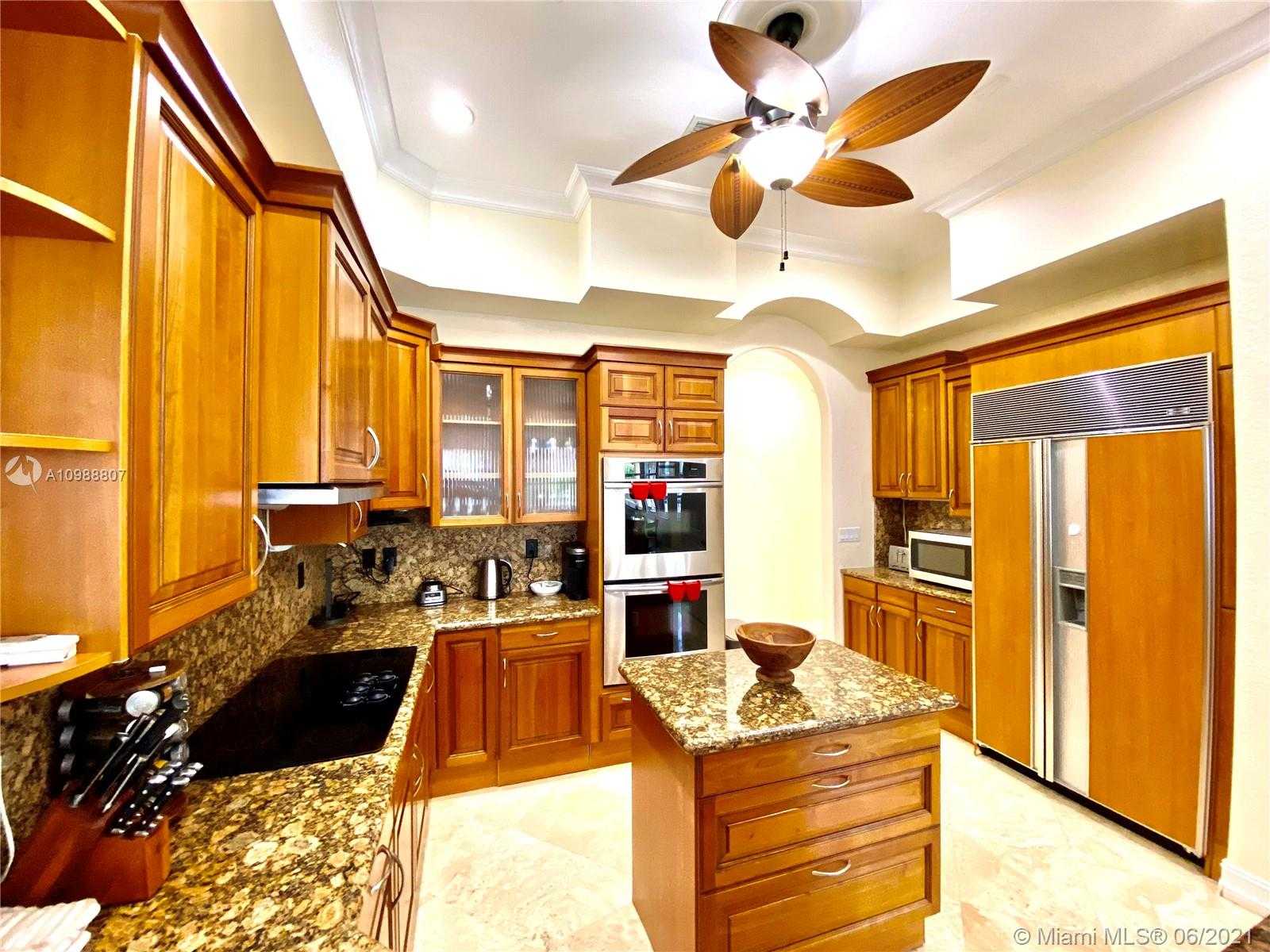Small Image of 950 WASHINGTON ST, Hollywood Number 8