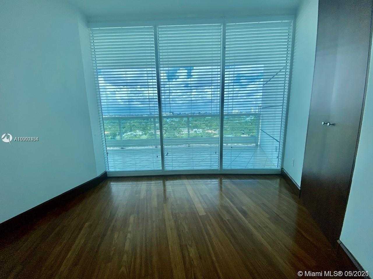 Small Image of 2127 BRICKELL AVE #1806, Miami Number 23