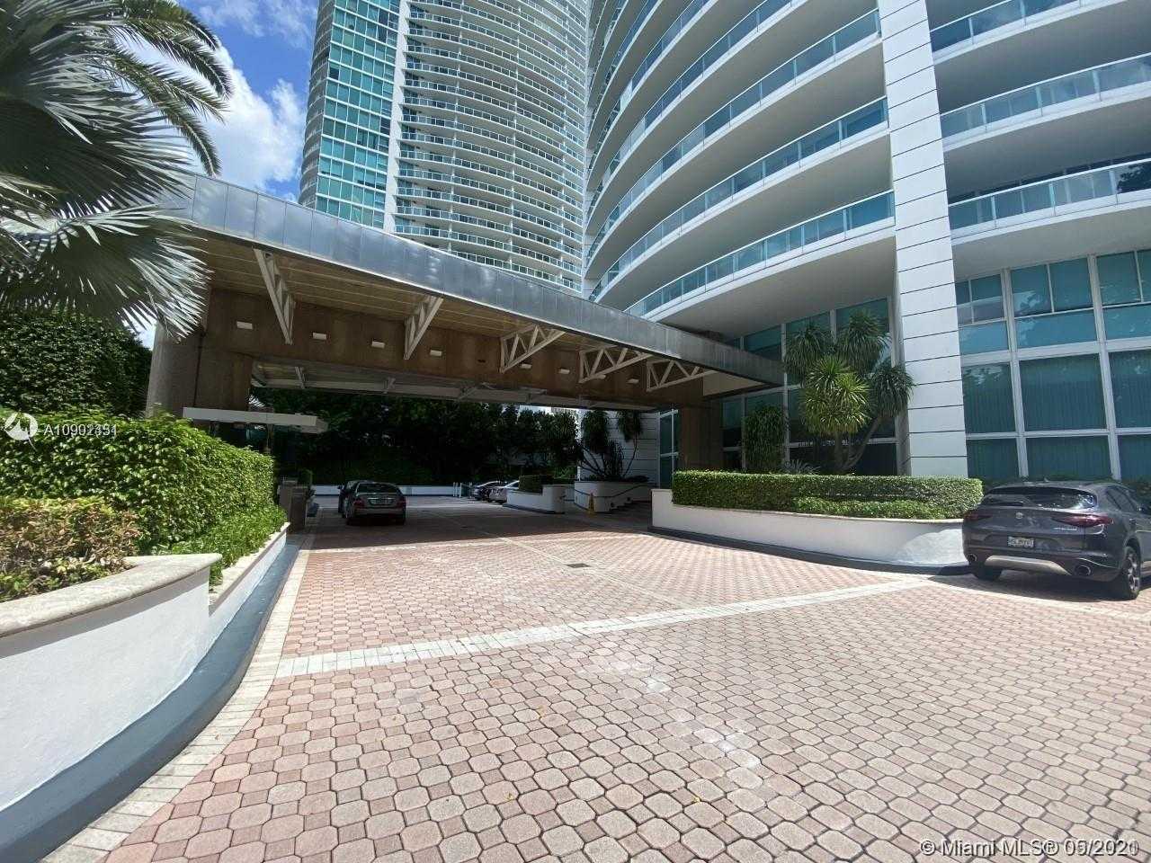 Small Image of 2127 BRICKELL AVE #1806, Miami Number 3