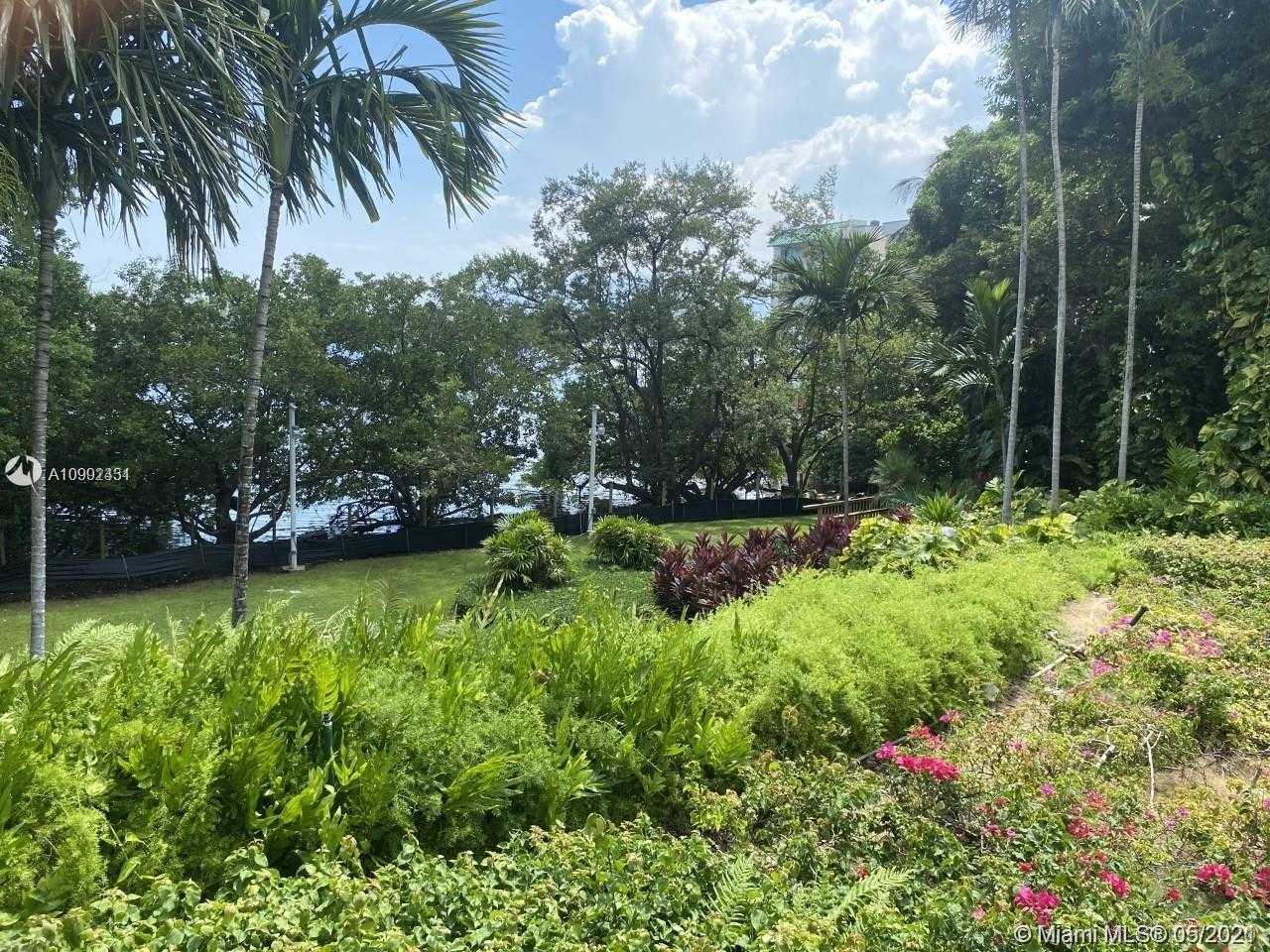 Small Image of 2127 BRICKELL AVE #1806, Miami Number 8