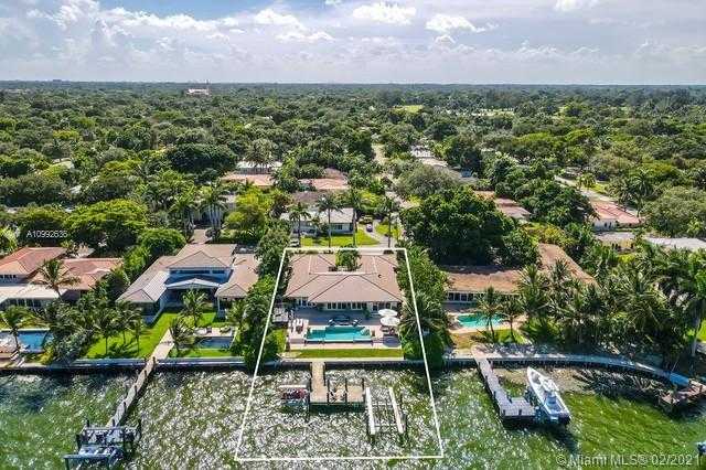 Small Image of 9999 NORTH EAST 13TH AVE, Miami Shores Number 12