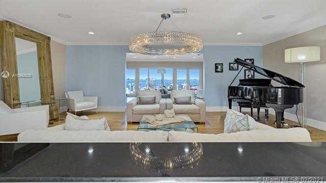 Small Image of 9999 NORTH EAST 13TH AVE, Miami Shores Number 38