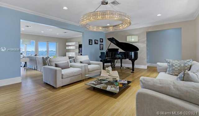Small Image of 9999 NORTH EAST 13TH AVE, Miami Shores Number 42