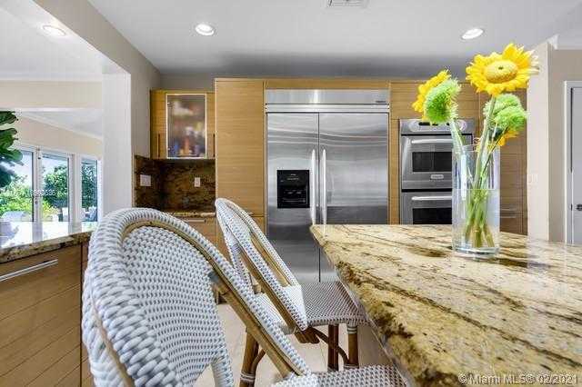 Small Image of 9999 NORTH EAST 13TH AVE, Miami Shores Number 52
