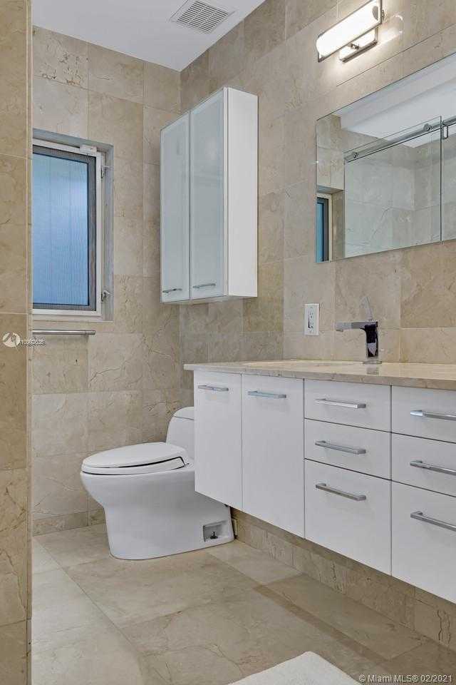 Small Image of 9999 NORTH EAST 13TH AVE, Miami Shores Number 64