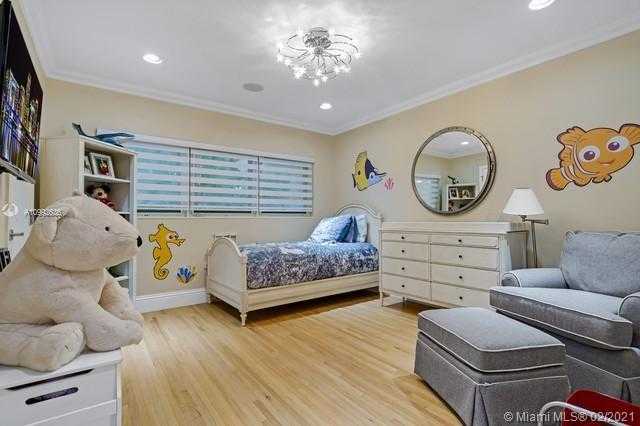 Small Image of 9999 NORTH EAST 13TH AVE, Miami Shores Number 66
