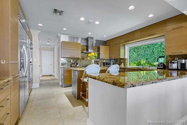 Small Image of 9999 NORTH EAST 13TH AVE, Miami Shores Number 68