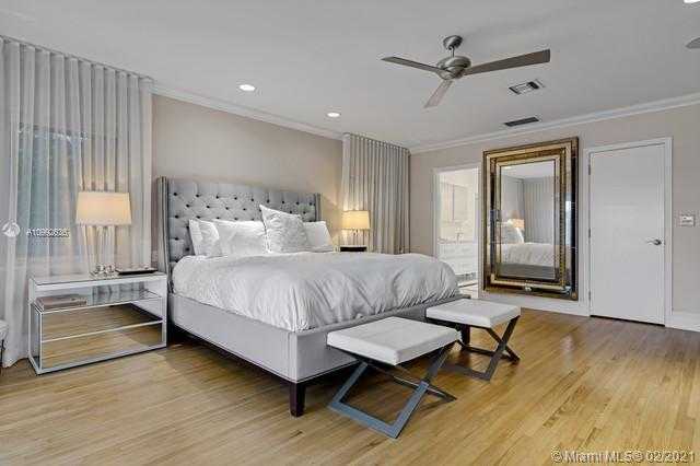 Small Image of 9999 NORTH EAST 13TH AVE, Miami Shores Number 80