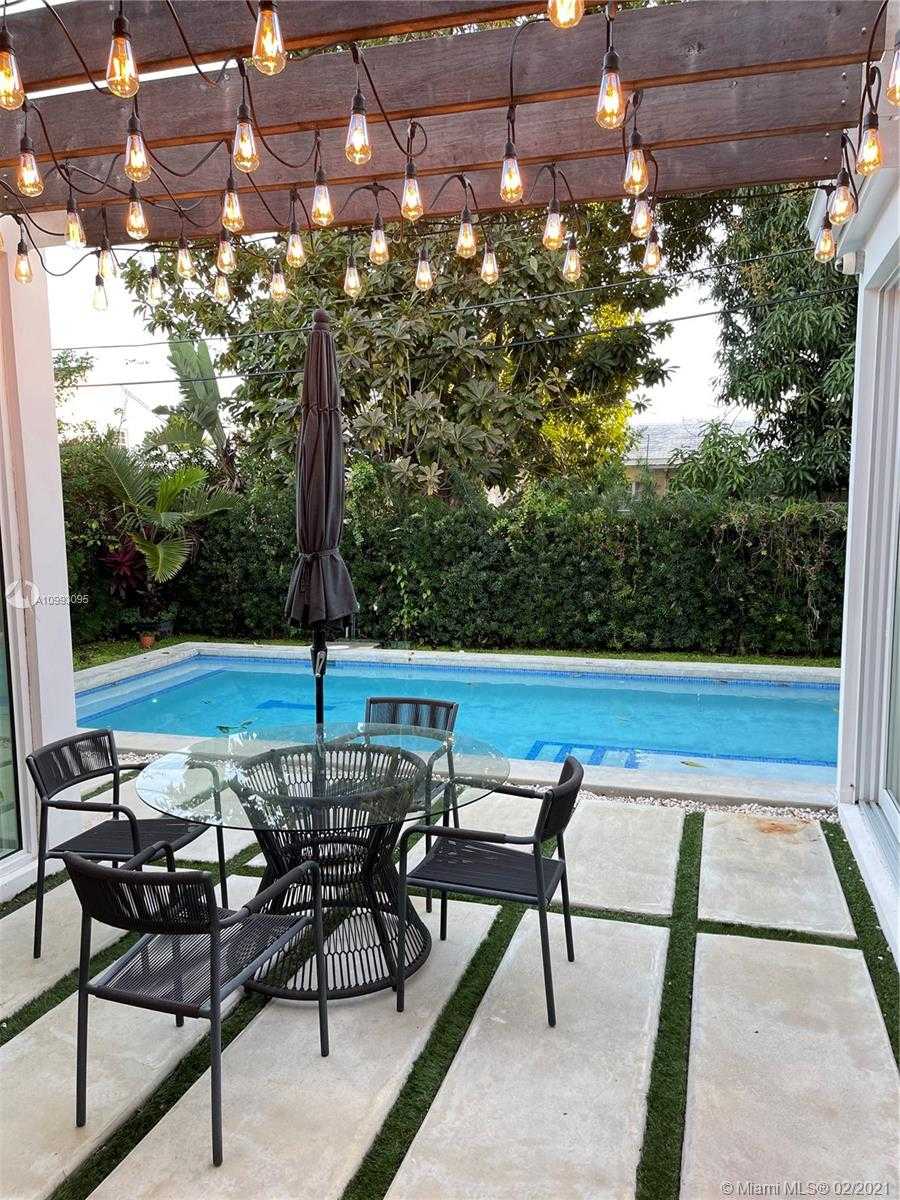 Small Image of 550 WEST 50TH ST, Miami Beach Number 13