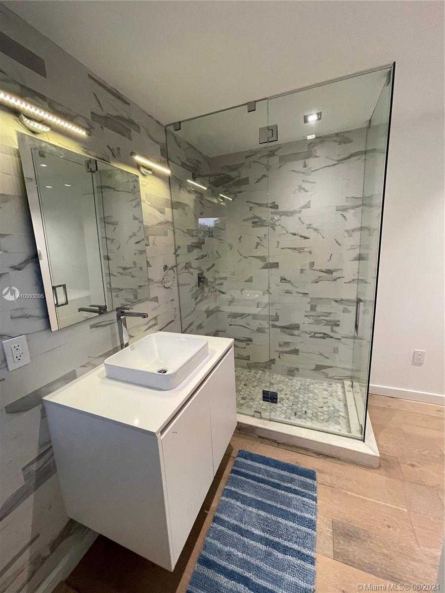 Small Image of 550 WEST 50TH ST, Miami Beach Number 38
