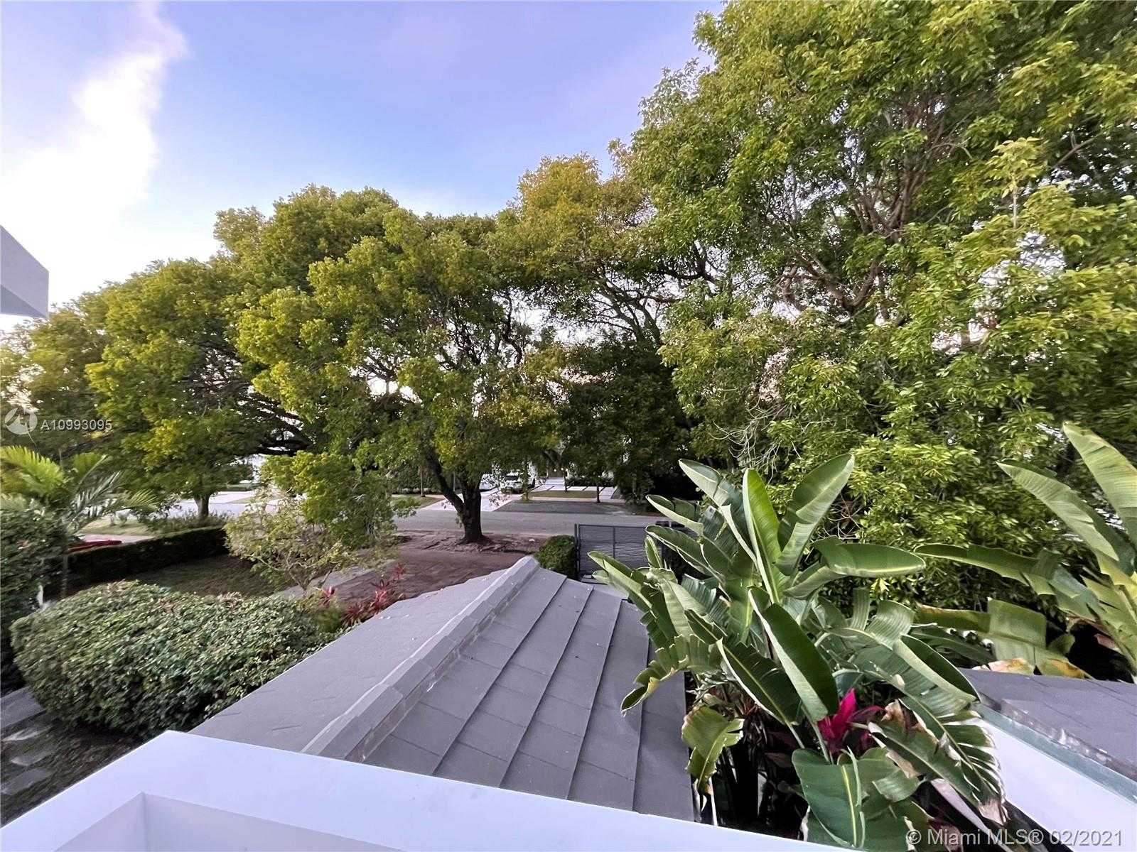 Small Image of 550 WEST 50TH ST, Miami Beach Number 41