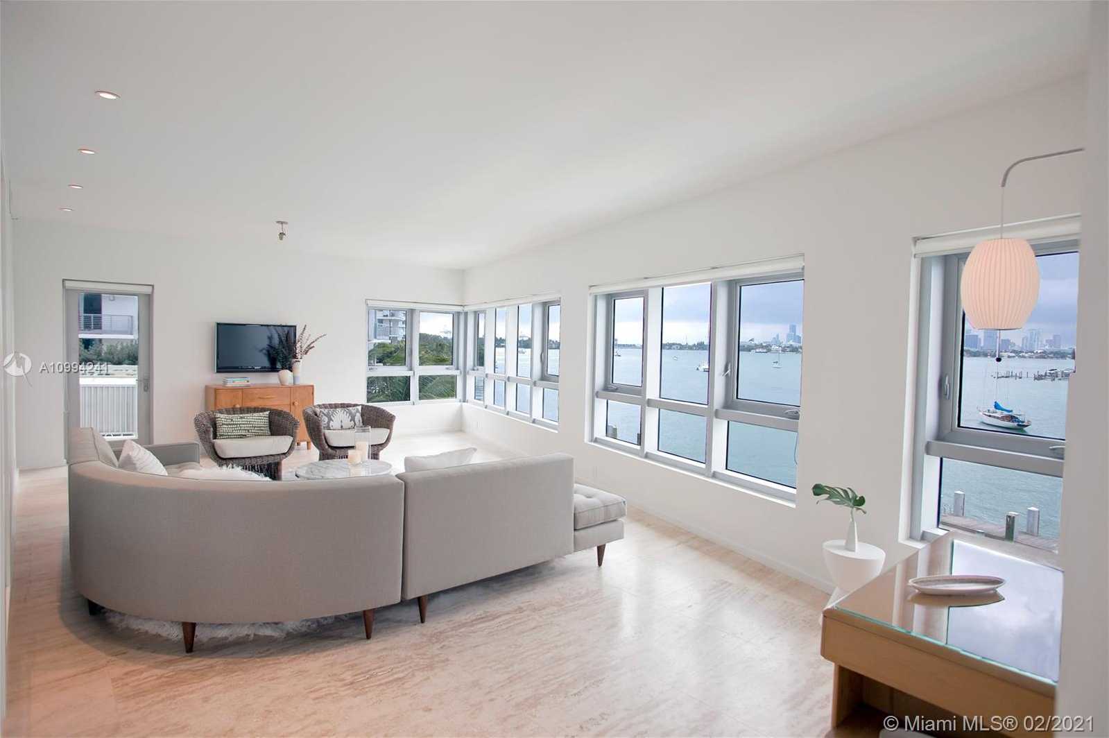 Small Image of 1491 LINCOLN TER #PH-1, Miami Beach Number 2