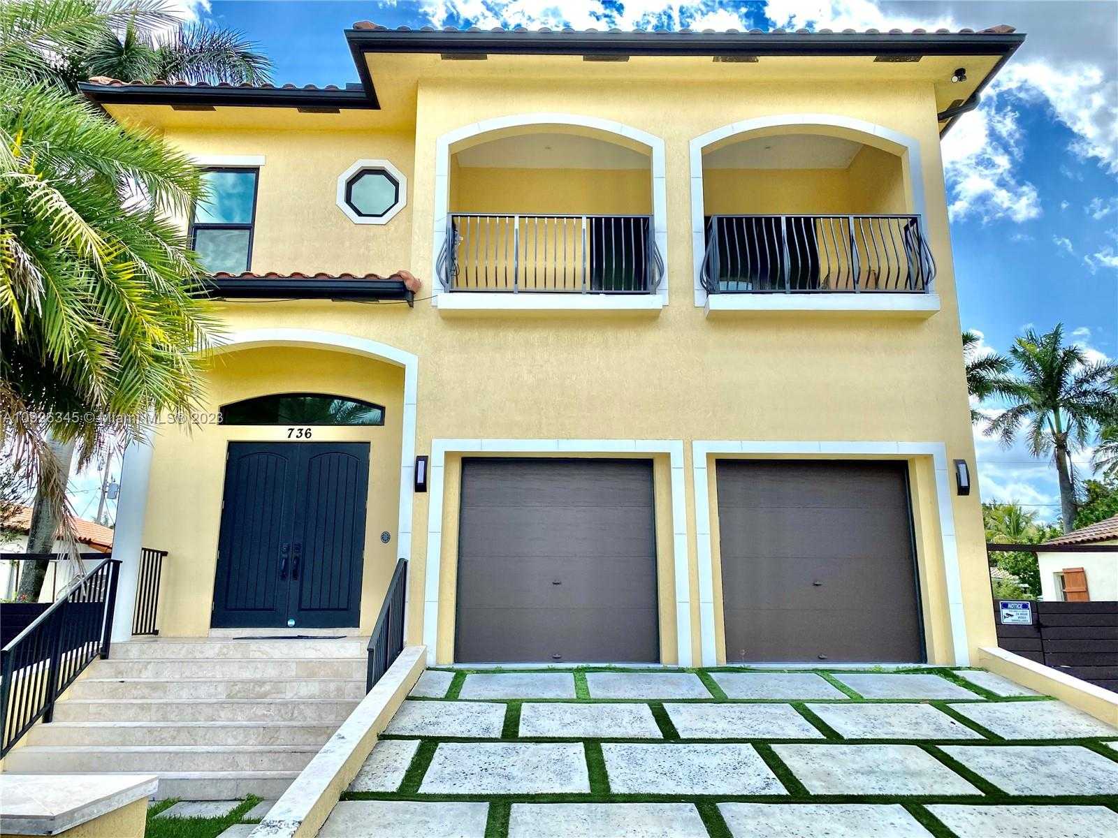 Small Image of 736, Hollywood Number 2