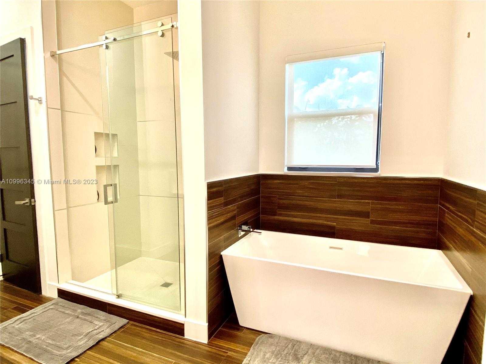 Small Image of 736, Hollywood Number 26