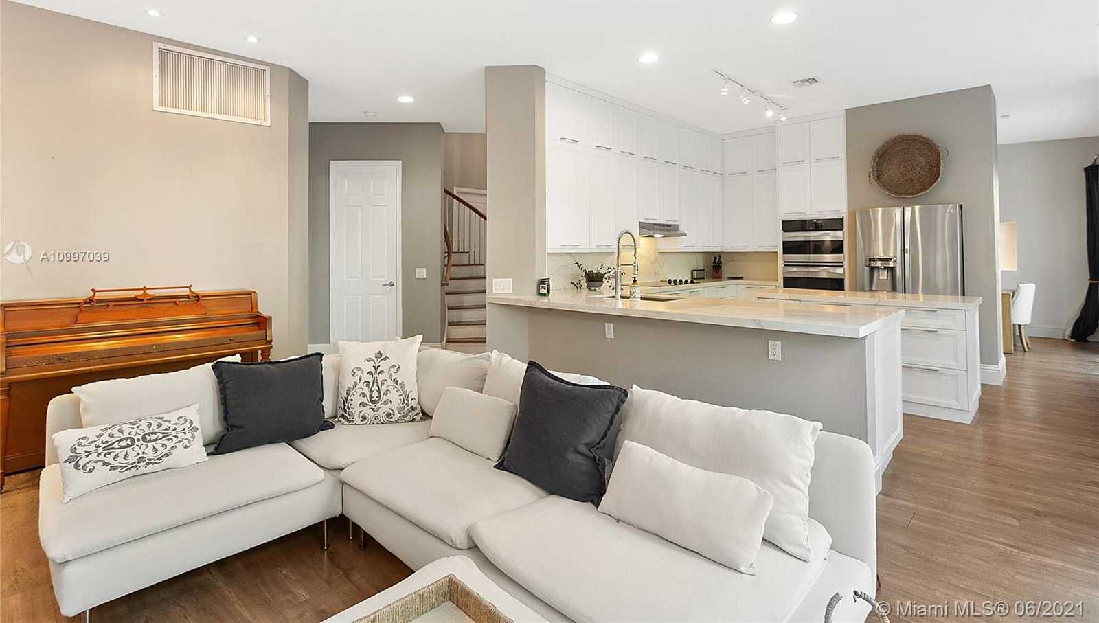 Small Image of 19959 NORTH EAST 36TH PL, Aventura Number 22