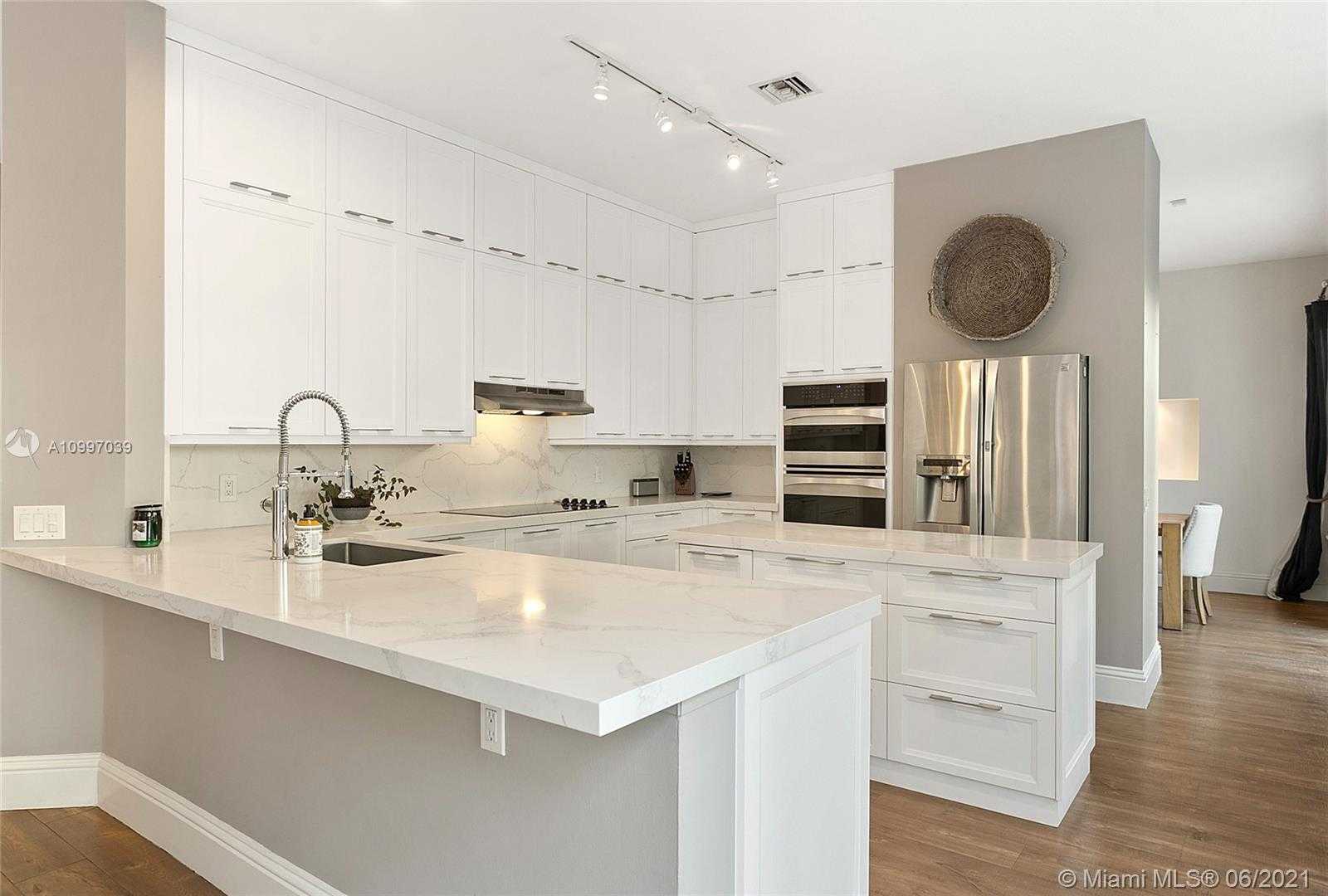 Small Image of 19959 NORTH EAST 36TH PL, Aventura Number 27
