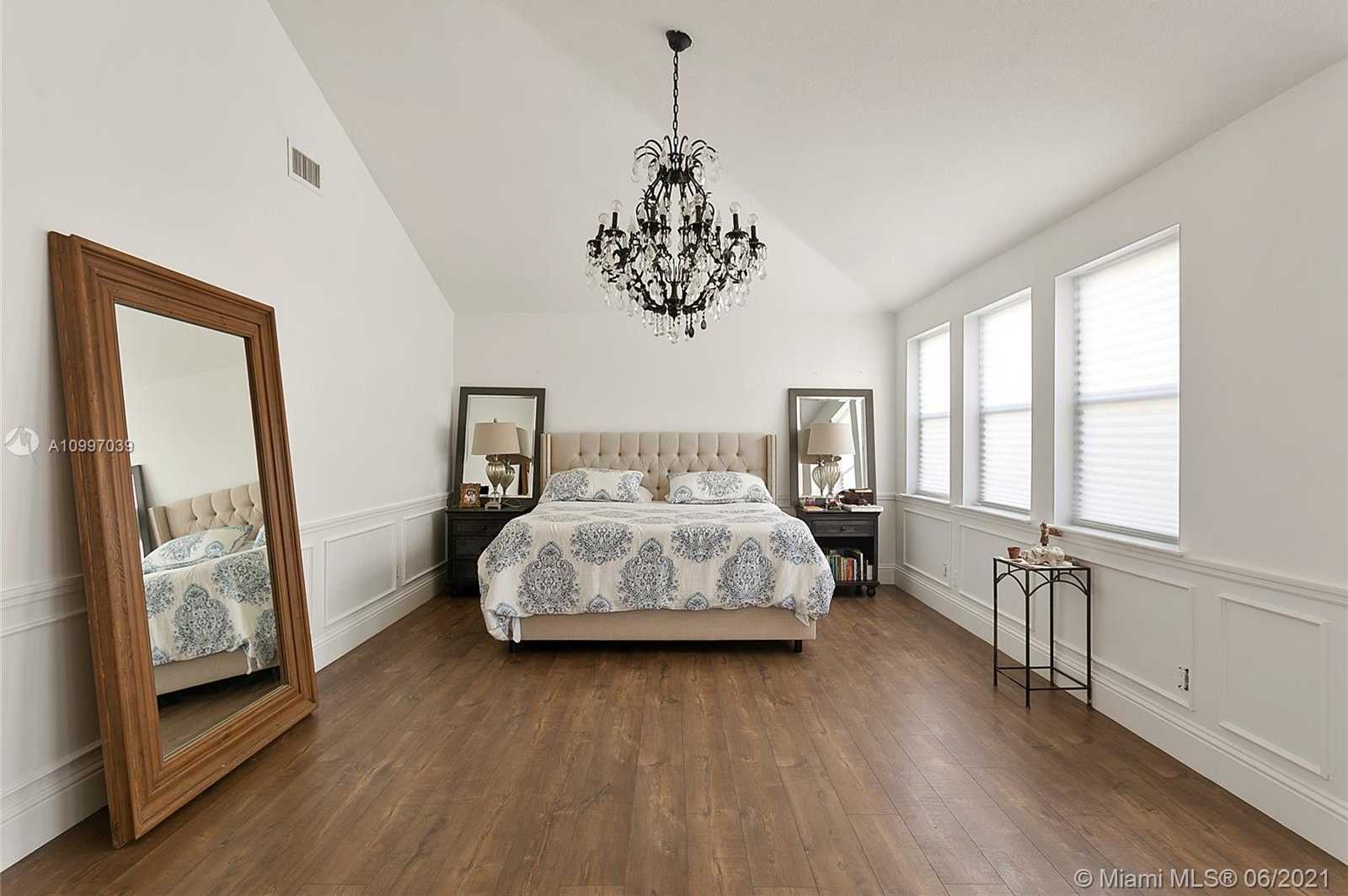 Small Image of 19959 NORTH EAST 36TH PL, Aventura Number 33