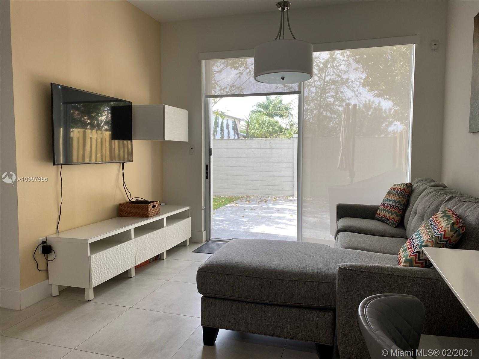 Small Image of 7122 NORTH WEST 103RD PATH #7122, Doral Number 12