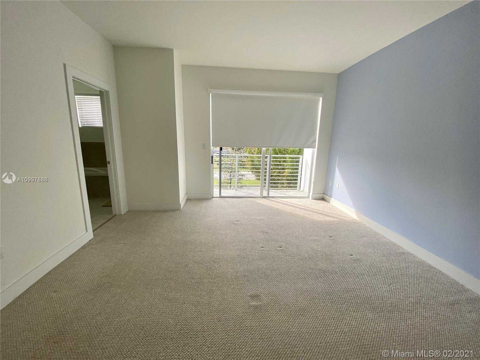 Small Image of 7122 NORTH WEST 103RD PATH #7122, Doral Number 15