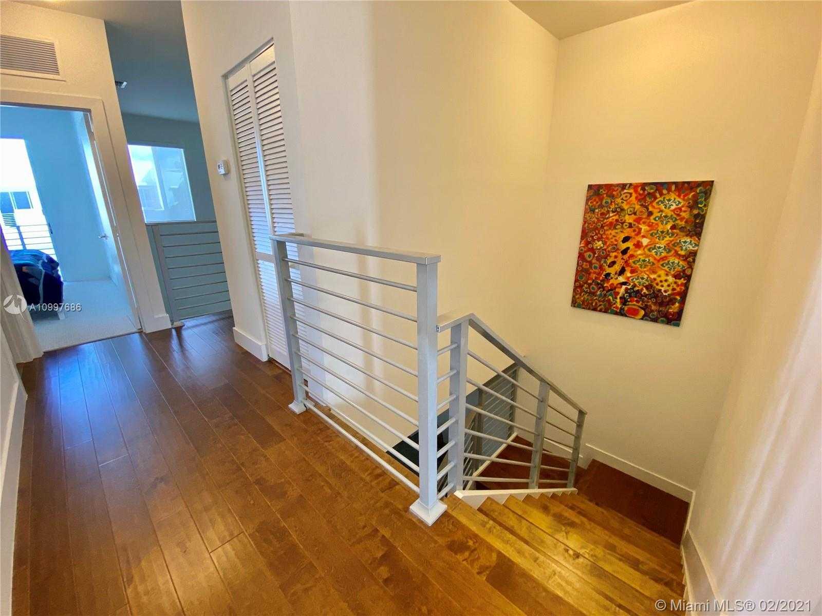 Small Image of 7122 NORTH WEST 103RD PATH #7122, Doral Number 18