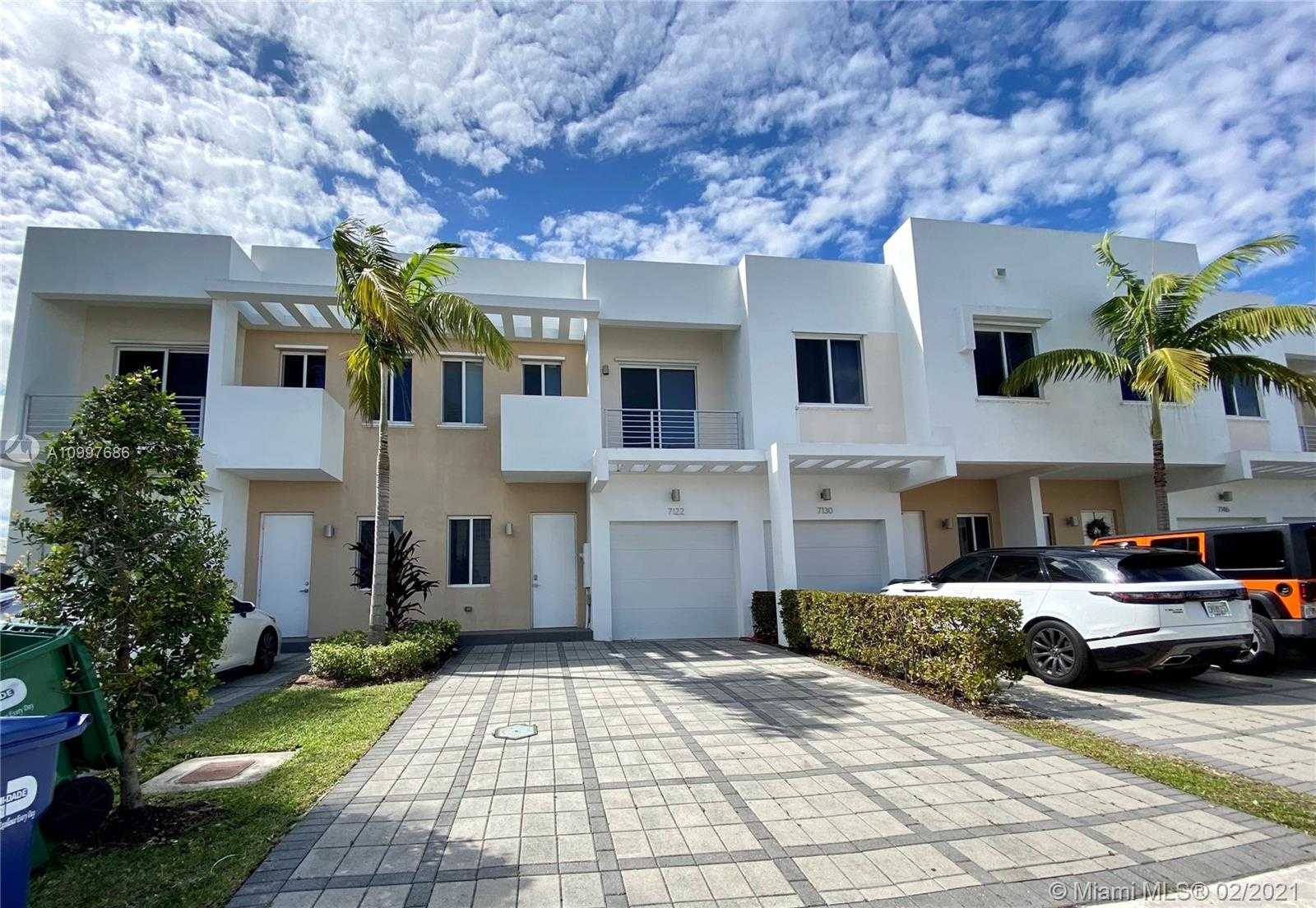 Small Image of 7122 NORTH WEST 103RD PATH #7122, Doral Number 25