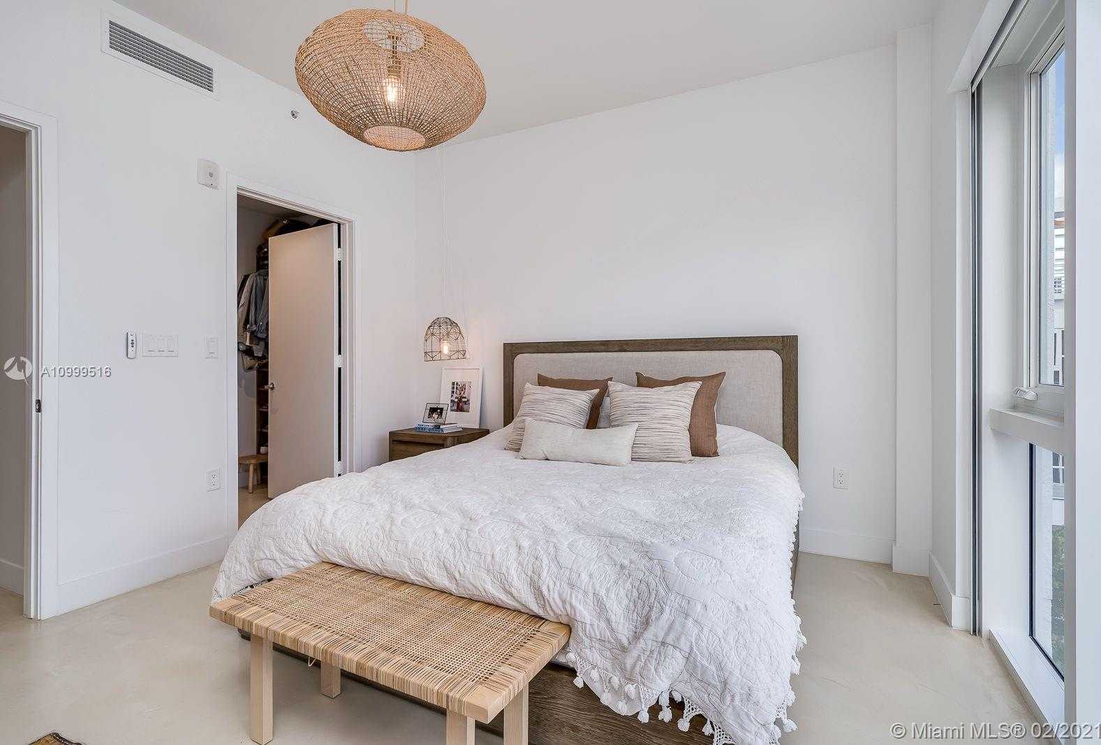 Small Image of 455 NORTH EAST 39TH #204, Miami Number 20