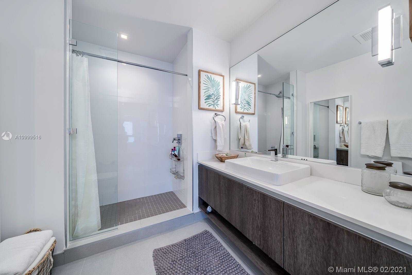 Small Image of 455 NORTH EAST 39TH #204, Miami Number 26