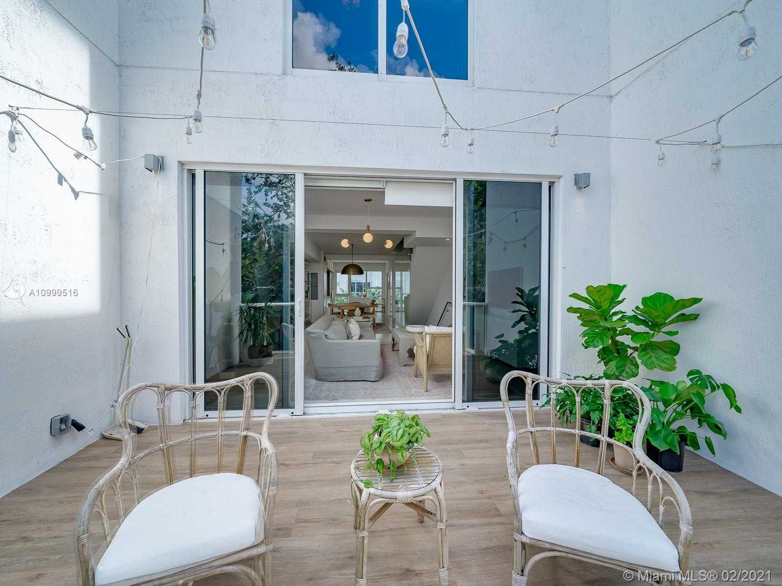 Small Image of 455 NORTH EAST 39TH #204, Miami Number 28