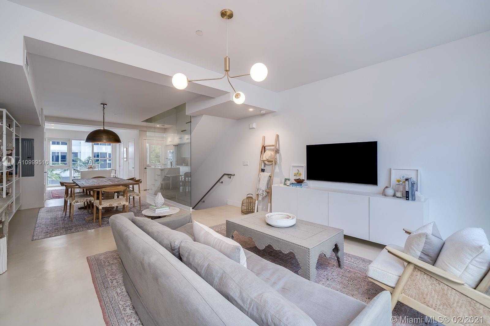 Small Image of 455 NORTH EAST 39TH #204, Miami Number 8