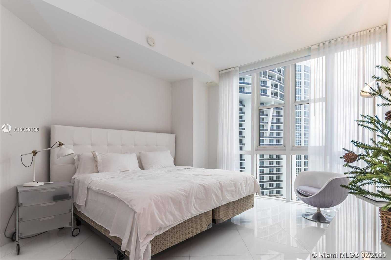 Small Image of 18201 COLLINS AVE #4409A, Sunny Isles Beach Number 15