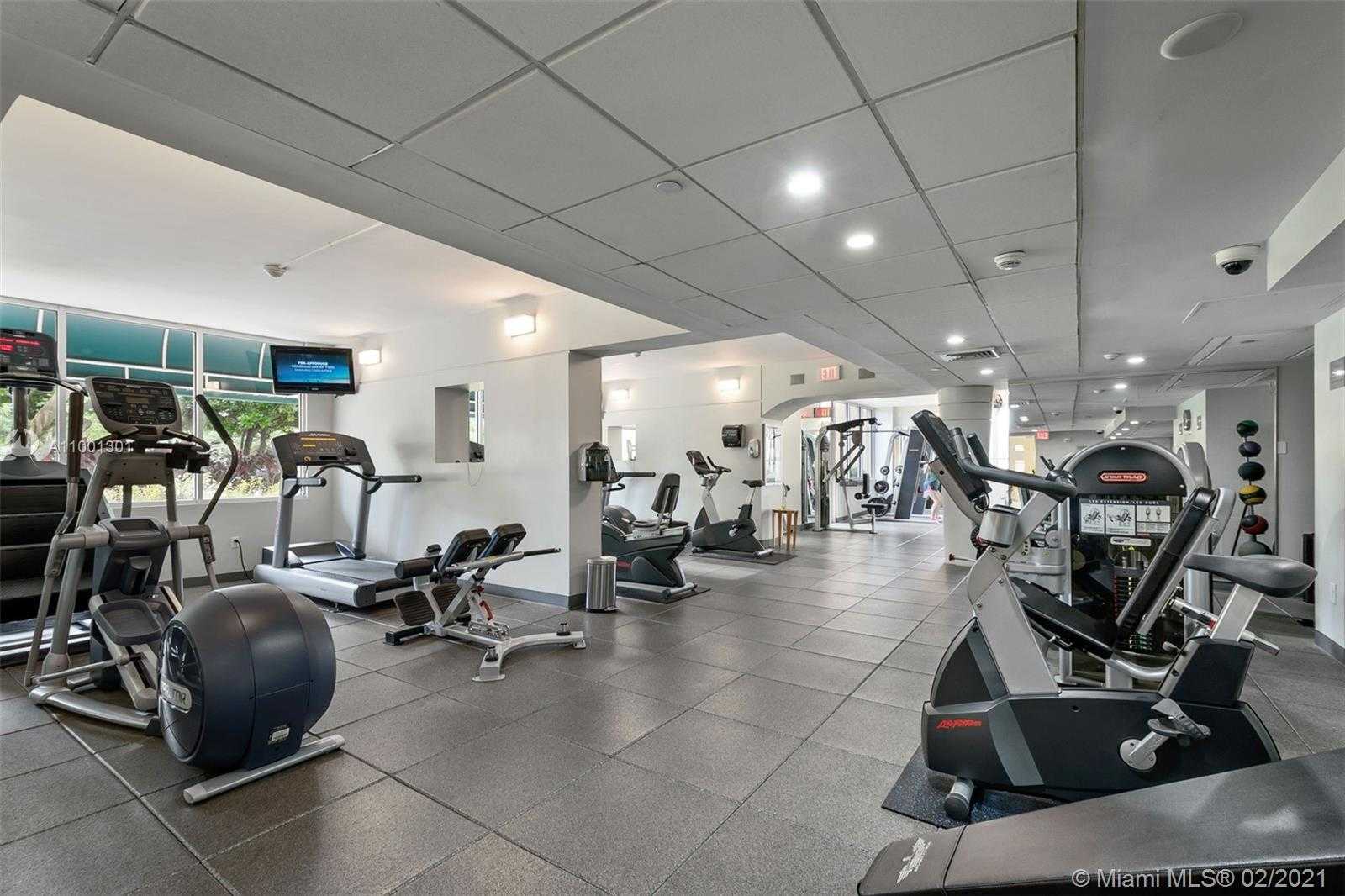 Small Image of 888 BRICKELL KEY DR #1006, Miami Number 12