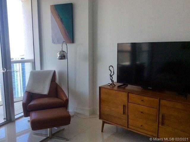 Small Image of 495 BRICKELL AVE #5006, Miami Number 3