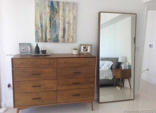 Small Image of 495 BRICKELL AVE #5006, Miami Number 5