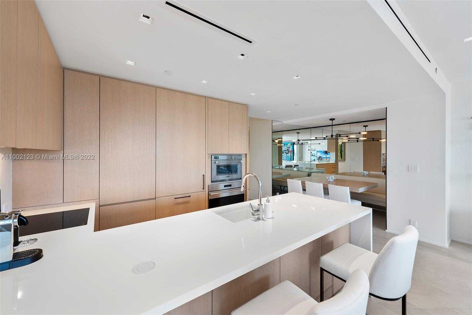 Small Image of 19242 FISHER ISLAND DR #19242, Miami Beach Number 10