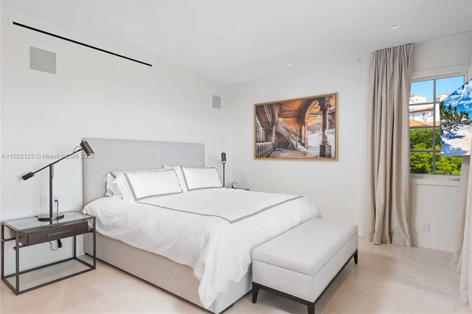 Small Image of 19242 FISHER ISLAND DR #19242, Miami Beach Number 22