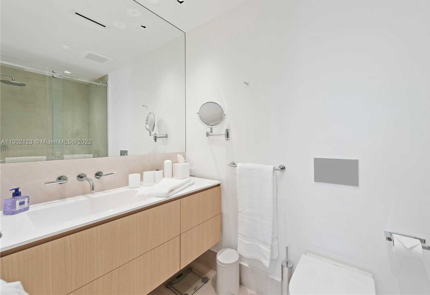 Small Image of 19242 FISHER ISLAND DR #19242, Miami Beach Number 28