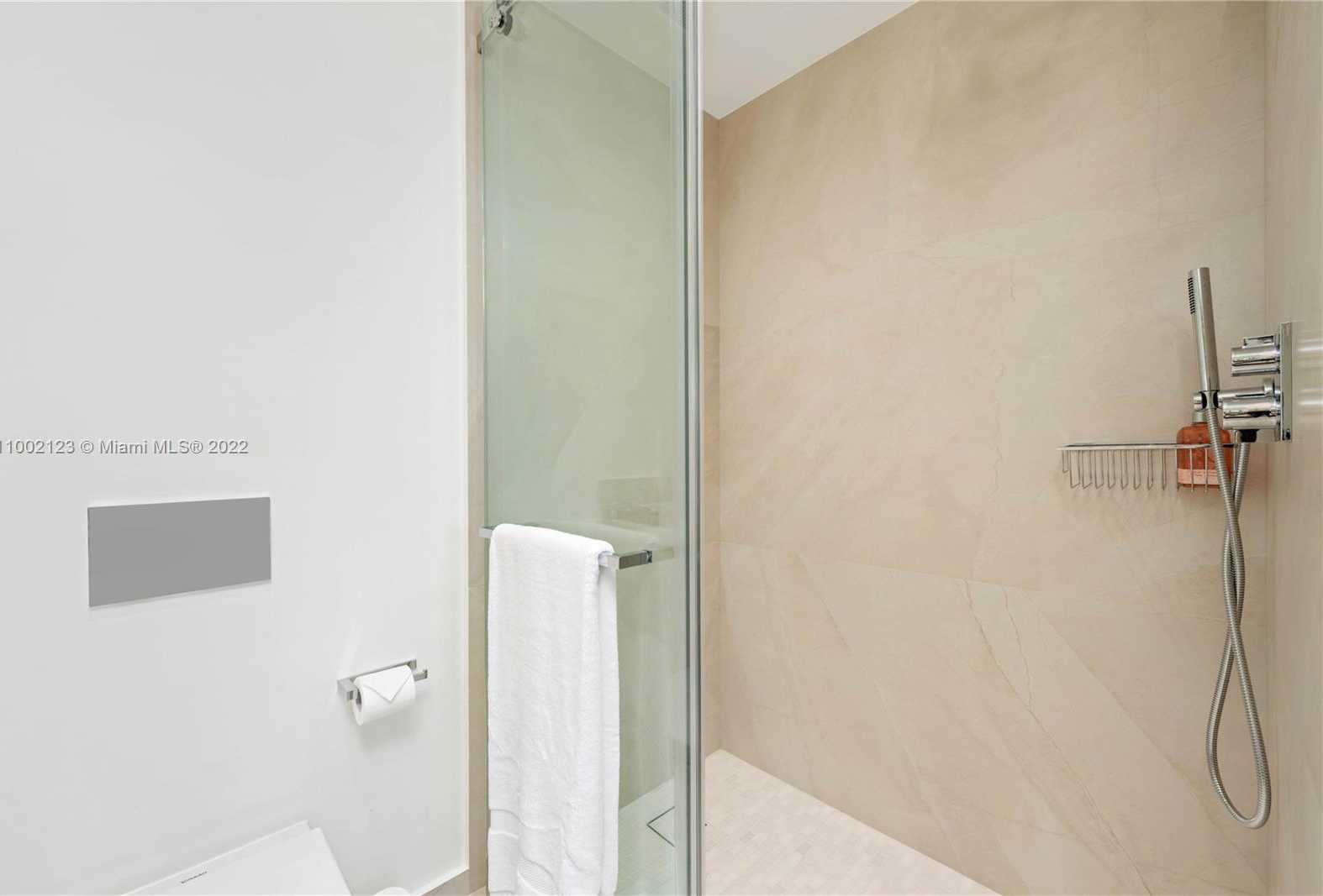 Small Image of 19242 FISHER ISLAND DR #19242, Miami Beach Number 29