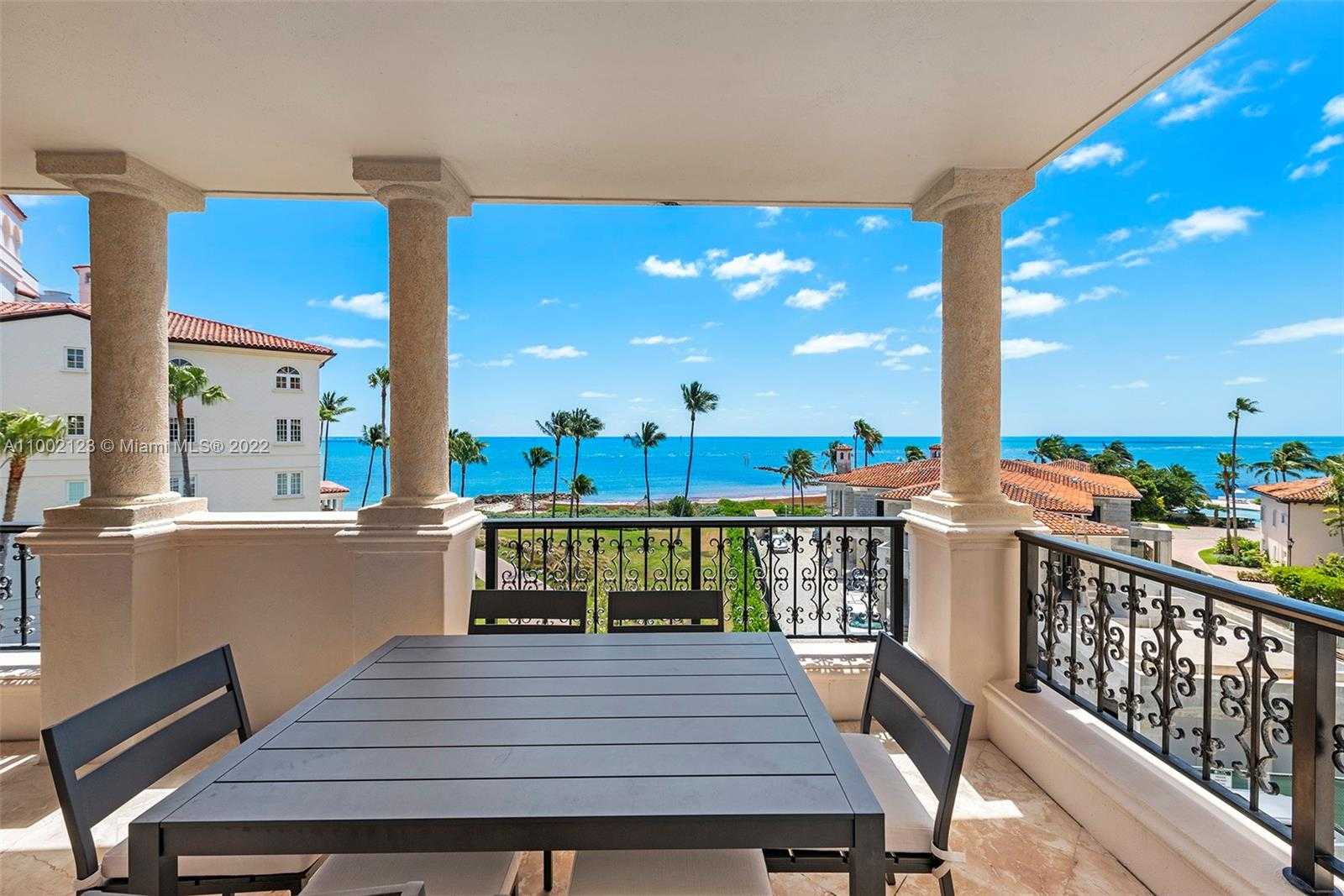 Small Image of 19242 FISHER ISLAND DR #19242, Miami Beach Number 34