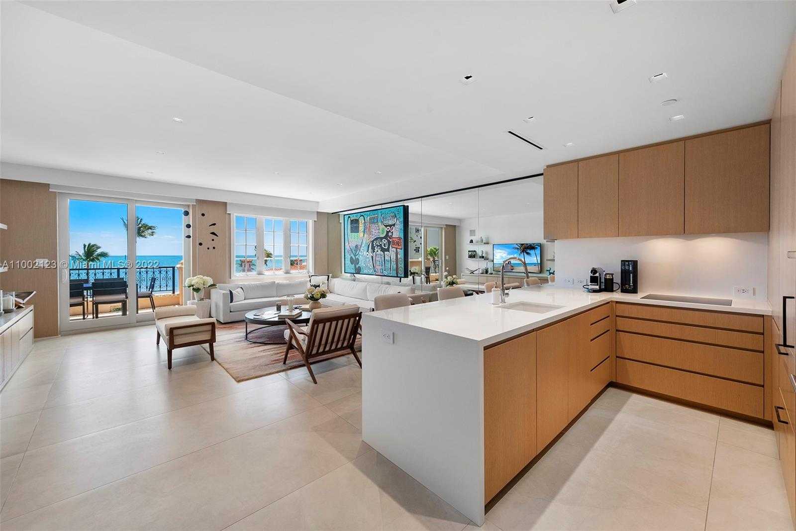 Small Image of 19242 FISHER ISLAND DR #19242, Miami Beach Number 5