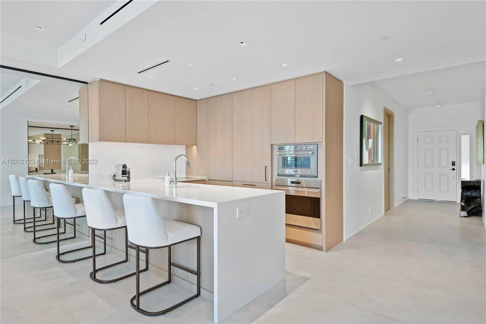 Small Image of 19242 FISHER ISLAND DR #19242, Miami Beach Number 7