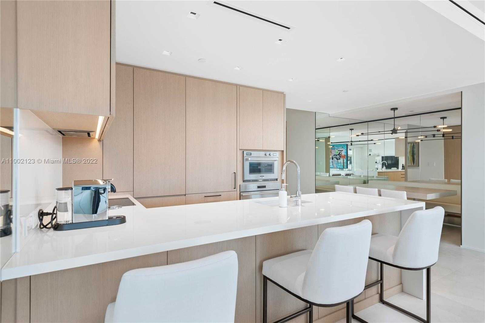 Small Image of 19242 FISHER ISLAND DR #19242, Miami Beach Number 8